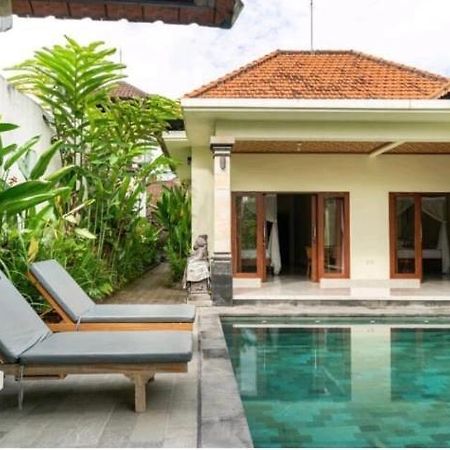 Rendira Villa 2 ウブド エクステリア 写真